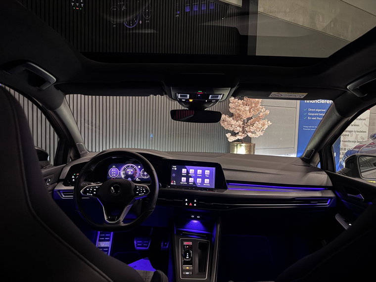 Vehicle Image 36
