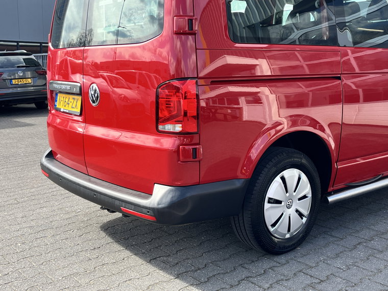 Vehicle Image 26