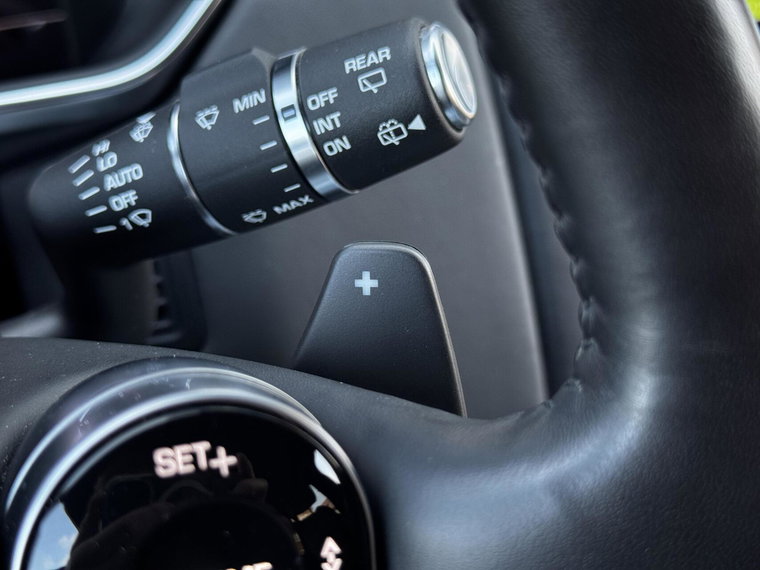Vehicle Image 36