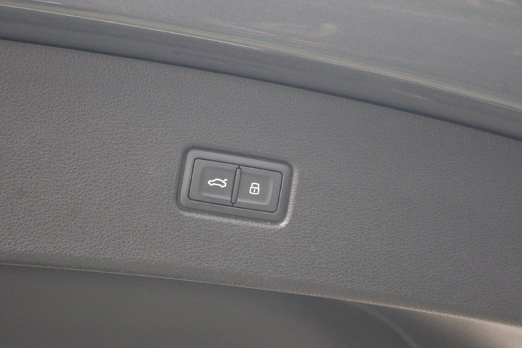 Vehicle Image 39
