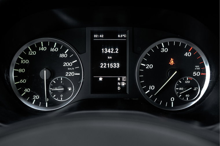 Vehicle Image 15