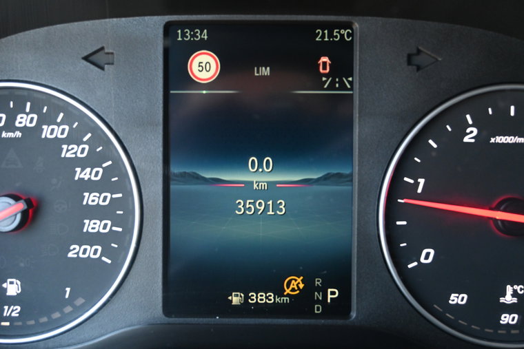 Vehicle Image 21