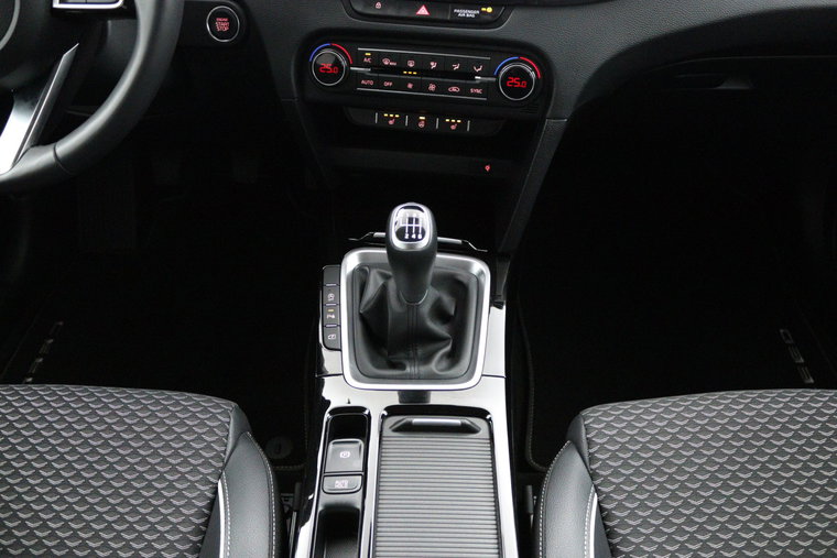 Vehicle Image 28
