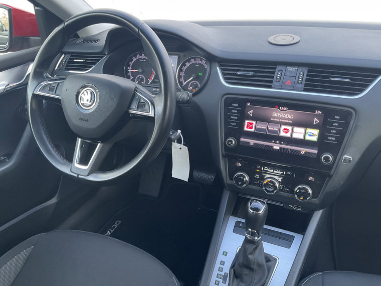 Vehicle Image 22
