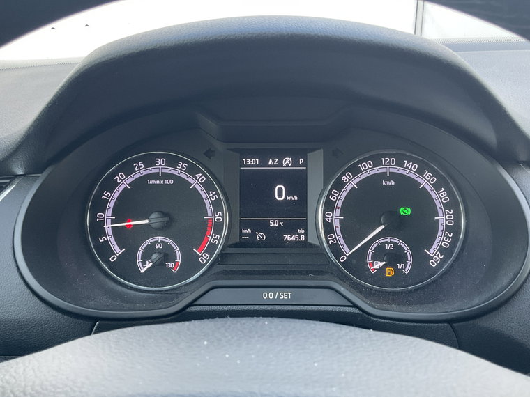 Vehicle Image 29