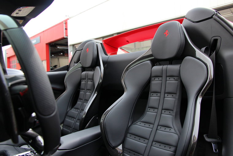 Vehicle Image 25