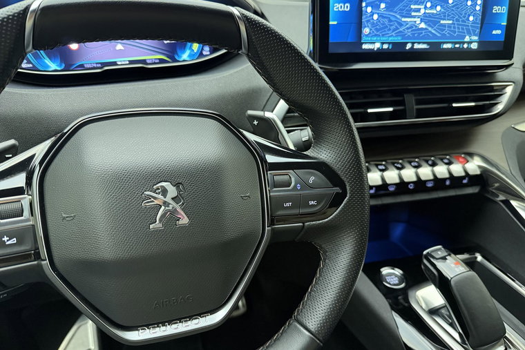 Vehicle Image 23