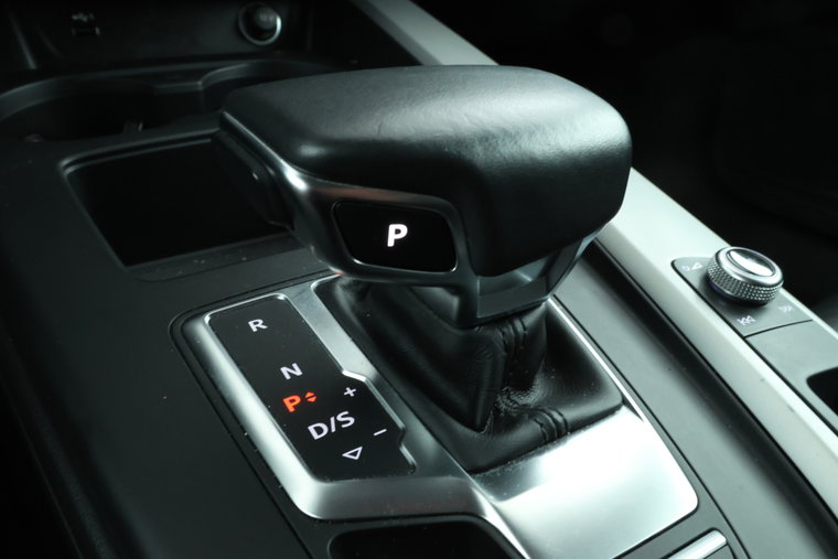 Vehicle Image 36