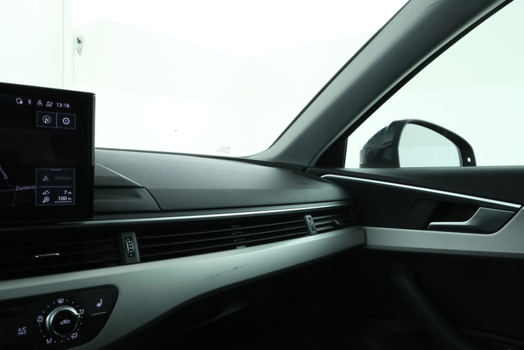 Vehicle Image 39