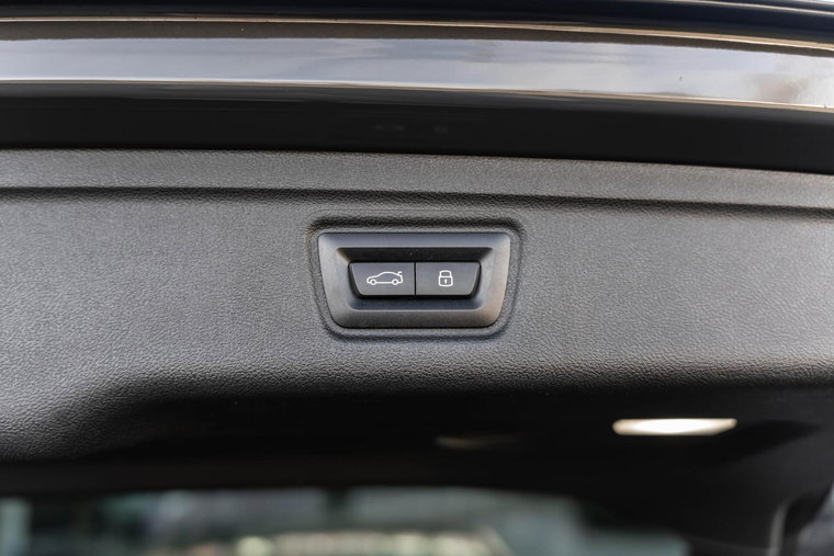 Vehicle Image 60