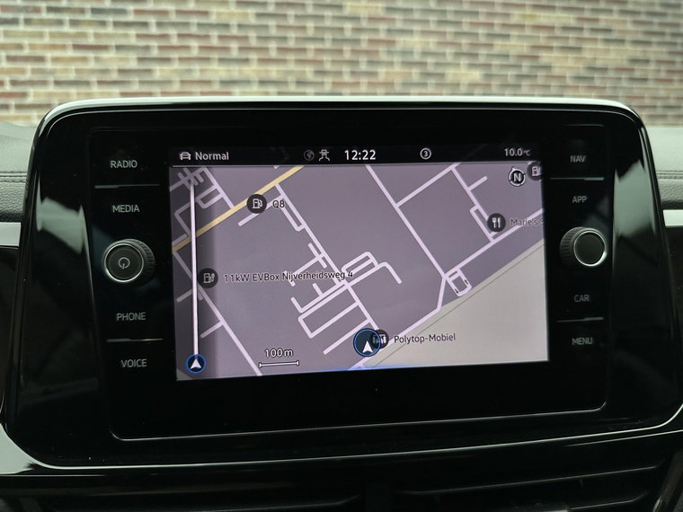 Vehicle Image 15
