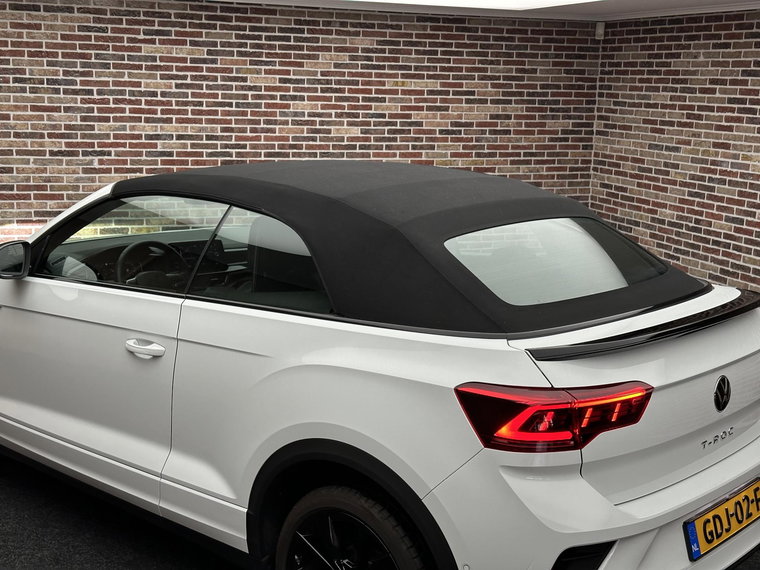 Vehicle Image 42