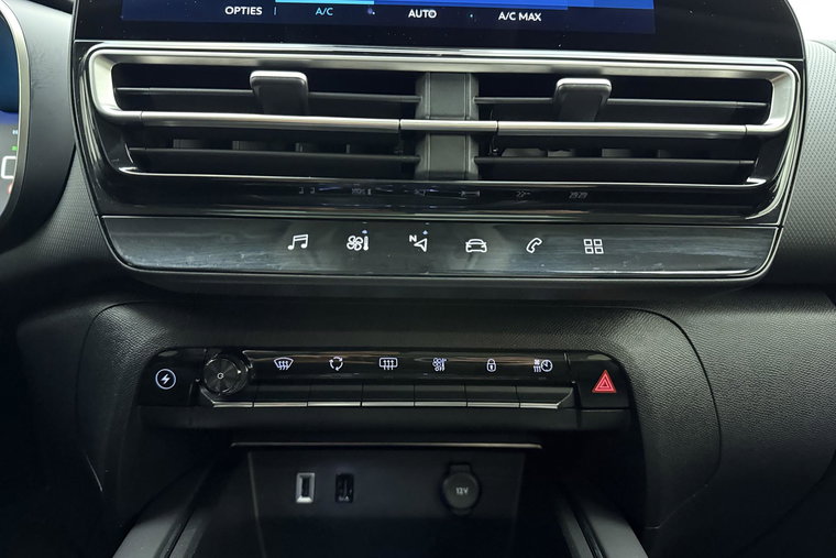 Vehicle Image 27
