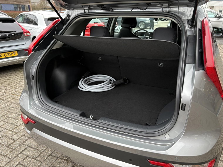 Vehicle Image 33