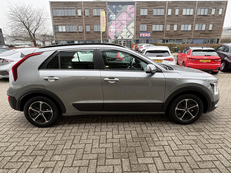 Vehicle Image 37