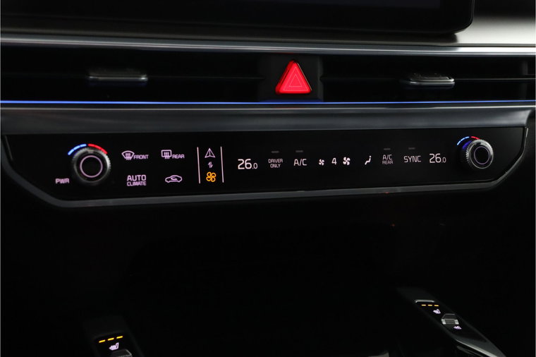 Vehicle Image 26