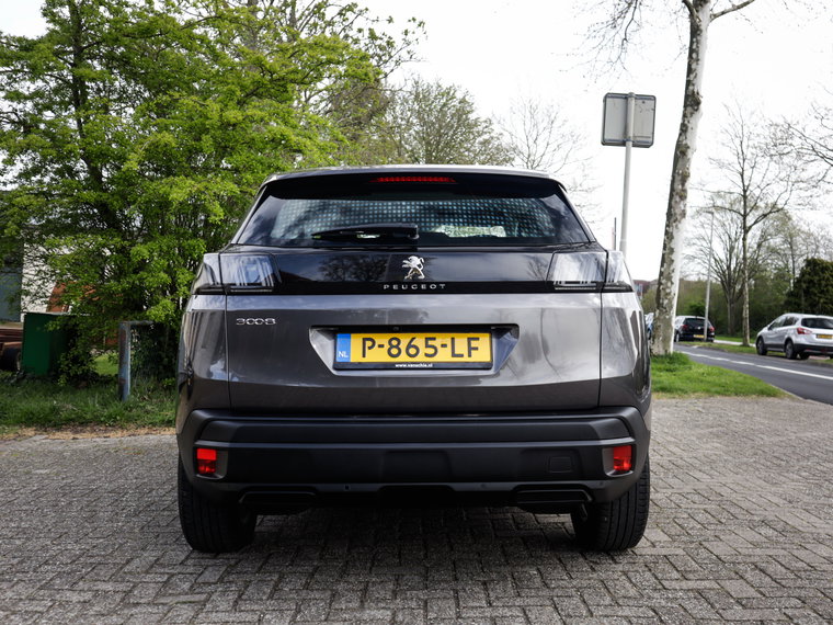 Vehicle Image 37