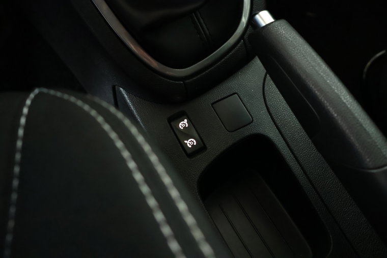 Vehicle Image 17
