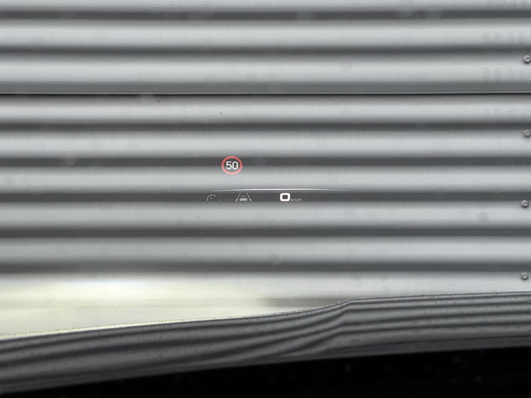 Vehicle Image 39
