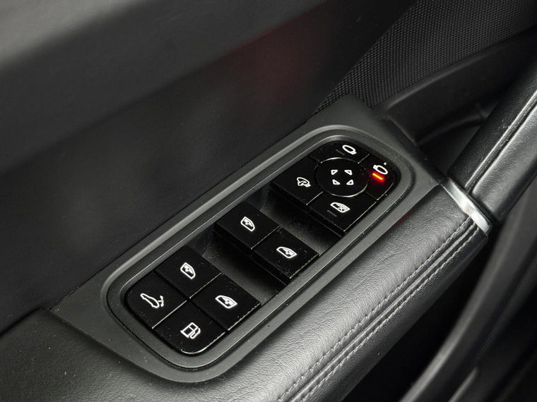 Vehicle Image 41