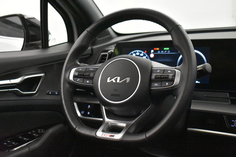 Vehicle Image 26