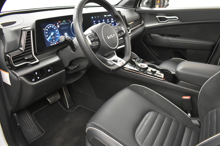 Vehicle Image 30