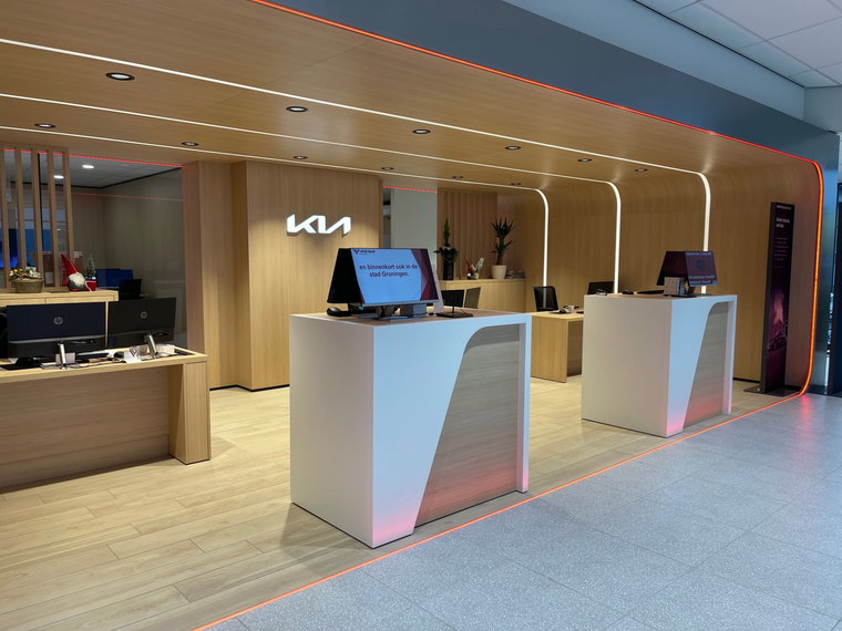 Vehicle Image 54