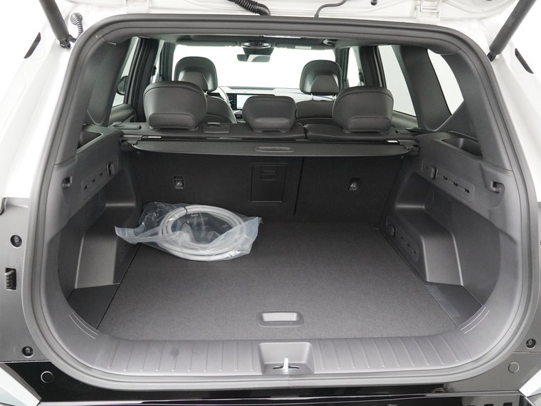 Vehicle Image 37