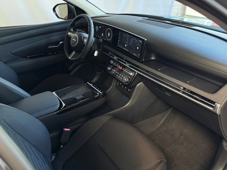 Vehicle Image 35