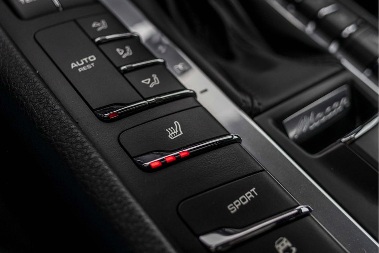 Vehicle Image 47