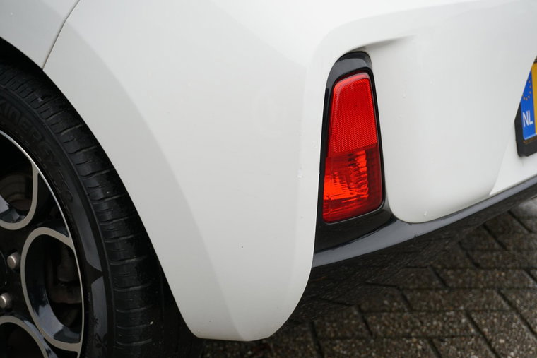 Vehicle Image 36