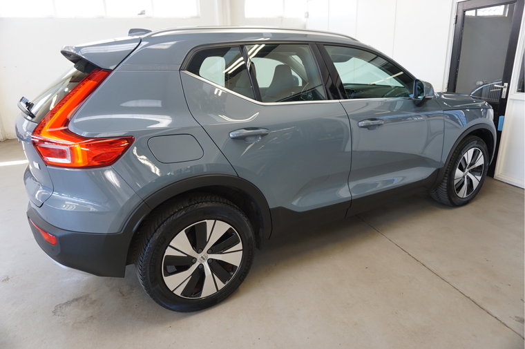 Vehicle Image 35