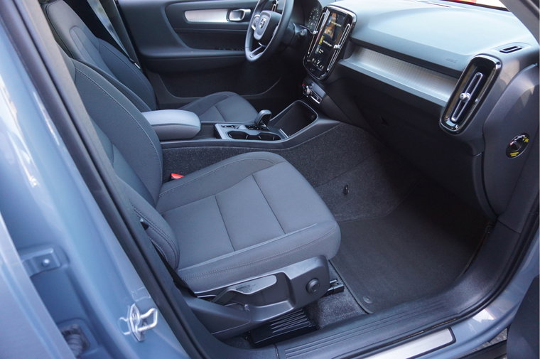 Vehicle Image 36