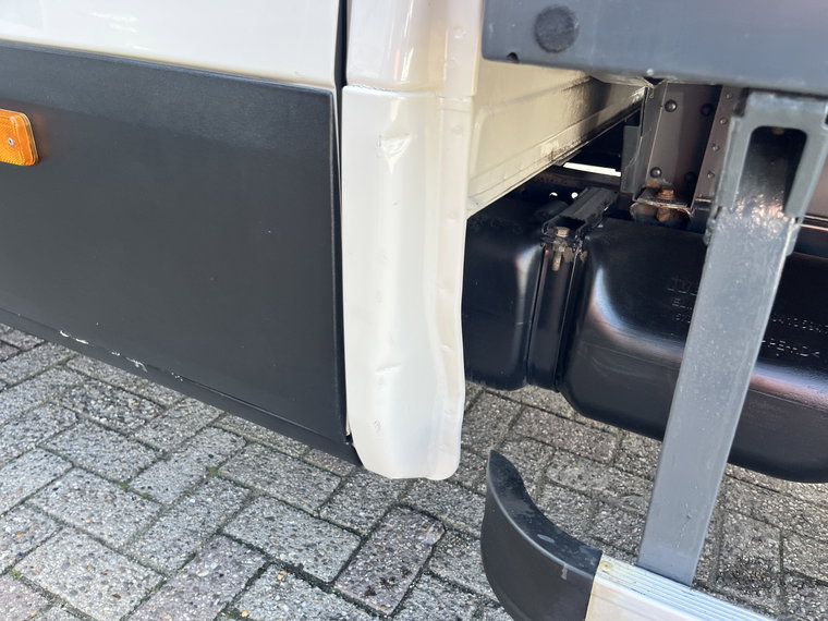 Vehicle Image 33