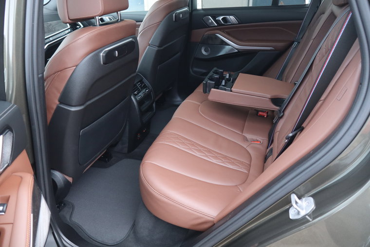 Vehicle Image 50