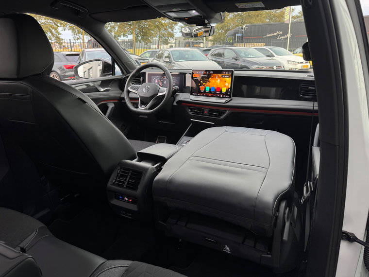 Vehicle Image 37