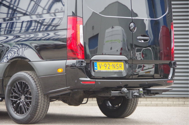 Vehicle Image 37