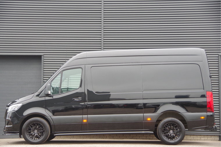 Vehicle Image 40