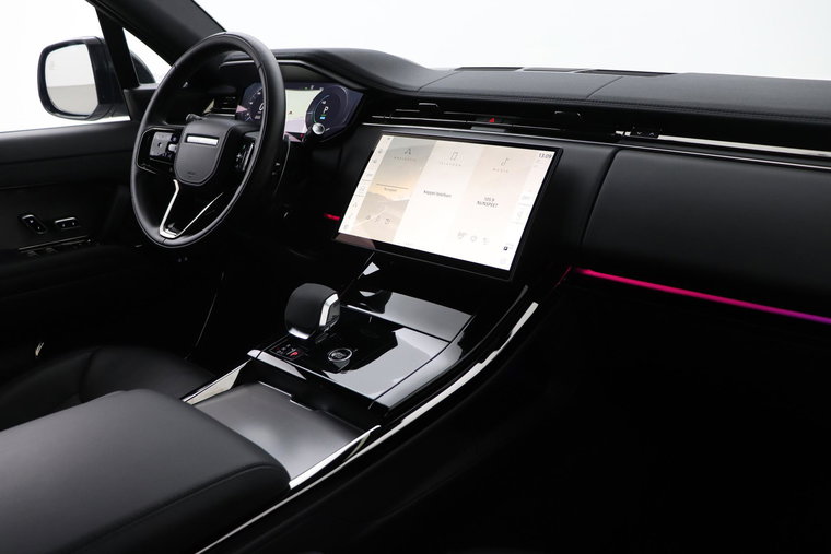 Vehicle Image 18