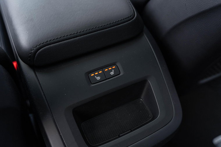 Vehicle Image 23