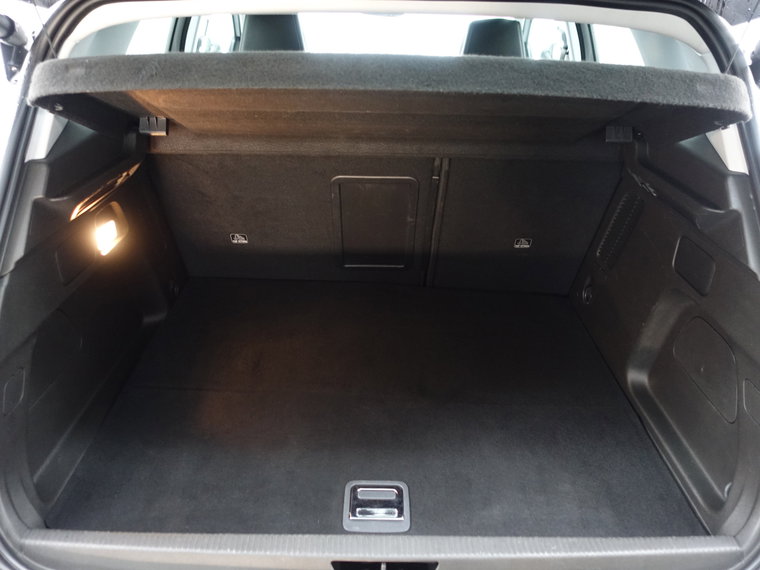 Vehicle Image 37