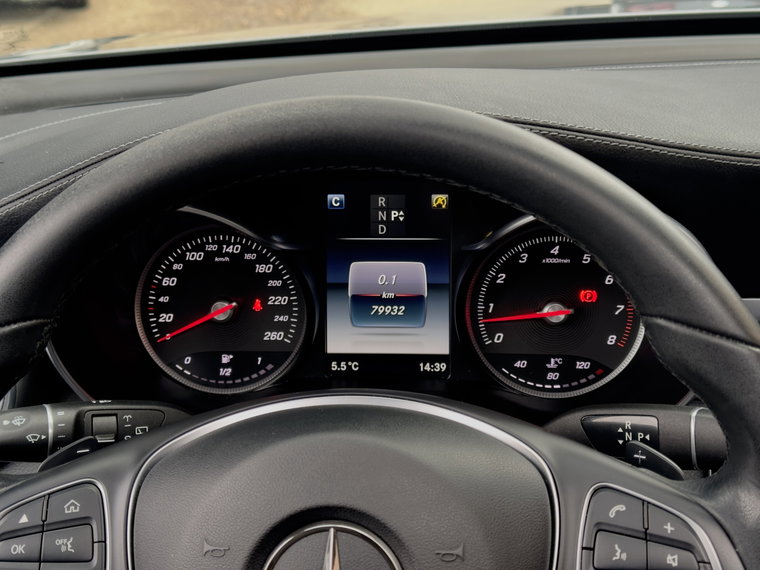 Vehicle Image 36