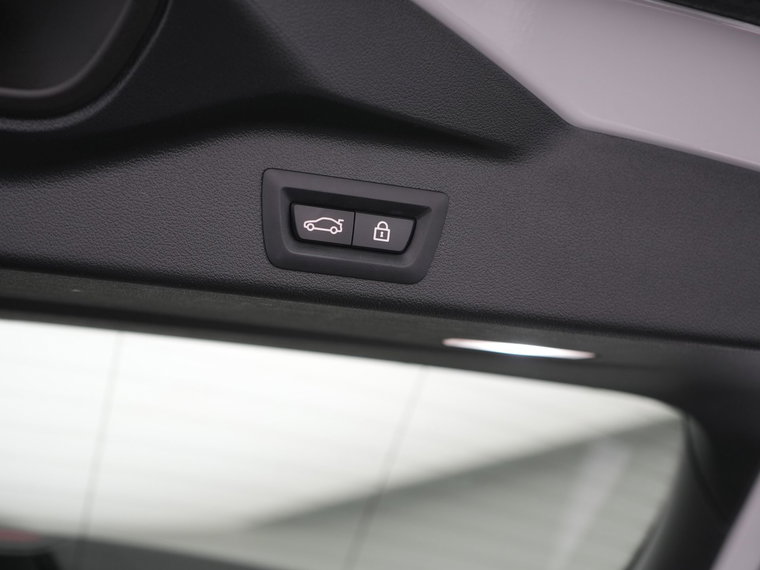 Vehicle Image 45