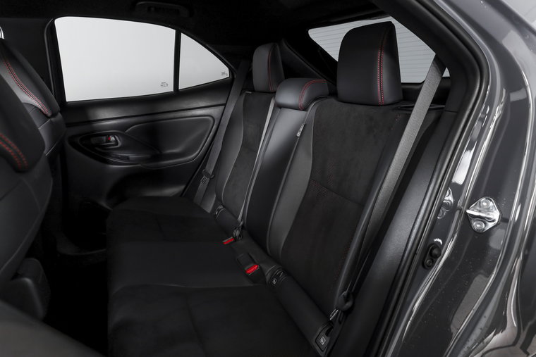 Vehicle Image 7