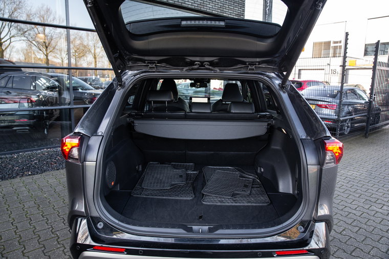 Vehicle Image 18