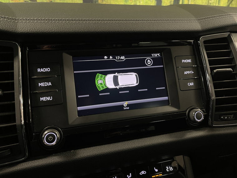 Vehicle Image 18