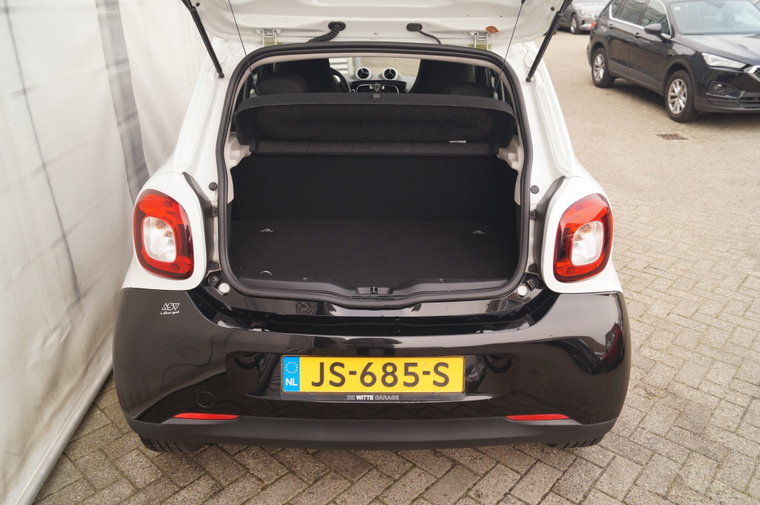 Vehicle Image 28