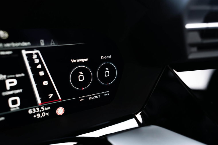 Vehicle Image 40