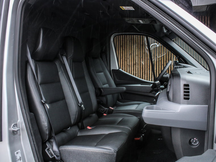 Vehicle Image 17