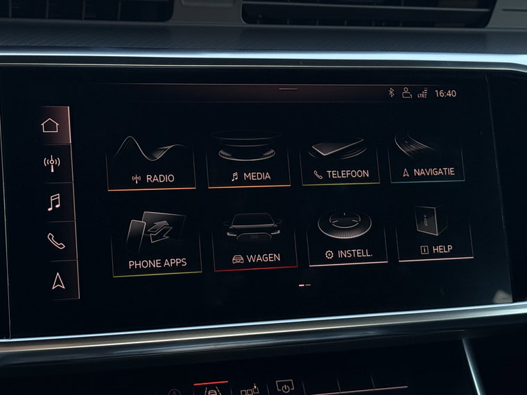 Vehicle Image 24